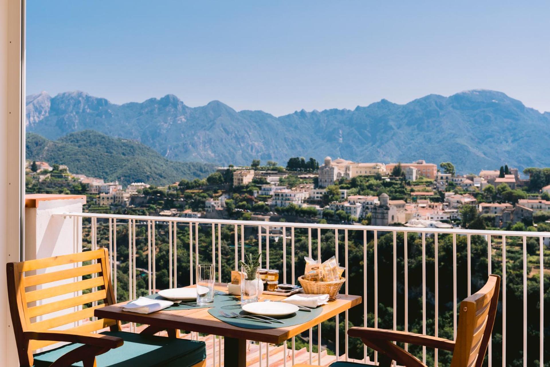 Hotel Zi'Ntonio Scala Bagian luar foto