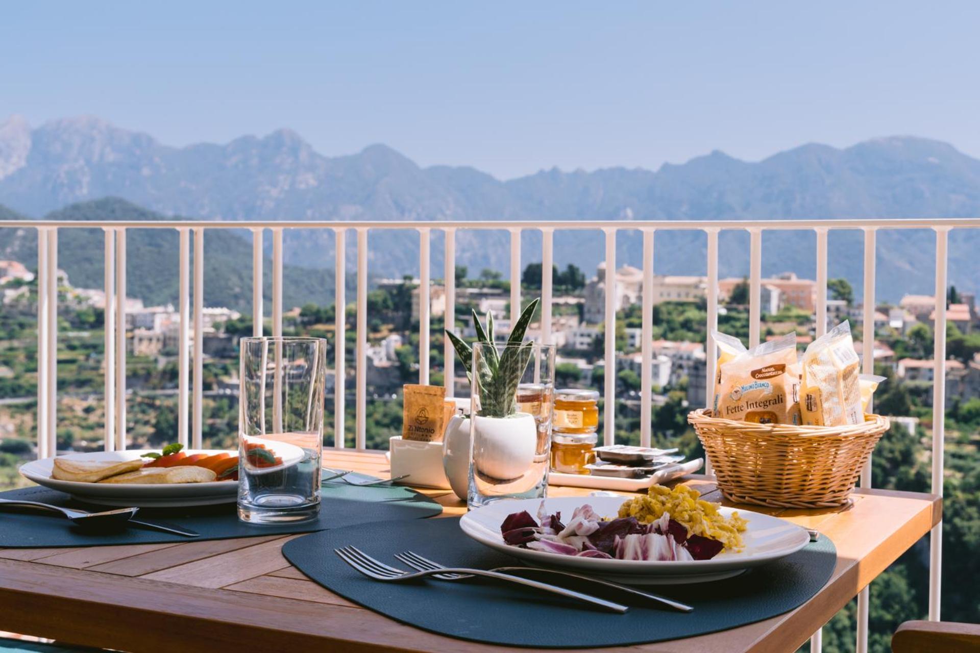 Hotel Zi'Ntonio Scala Bagian luar foto